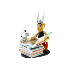 Asterix statuette - Collectoys Collection - Asterix et la pile d'albums - 2nd edition - 15cm