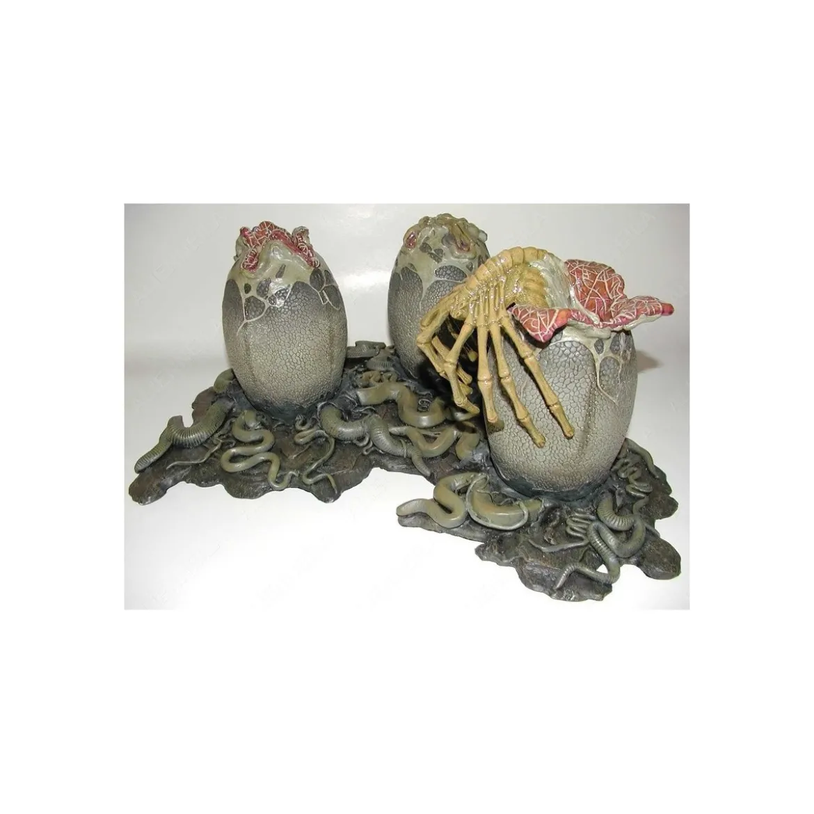 Attakus - Alien - 3 Eggs & Face hugger - Oeufs - 15cm