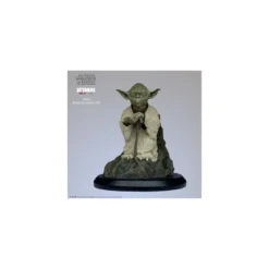 Attakus Star Wars Statue Yoda "Using the Force" 1/5
