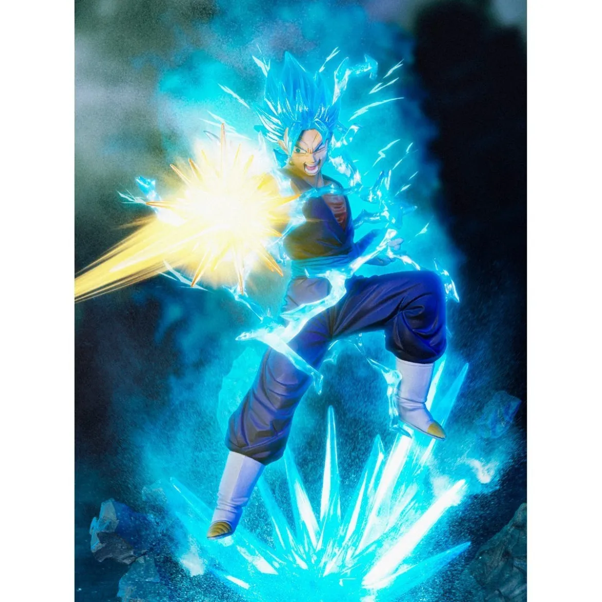 Bandai Dragon Super Figuarts Zero - Vegito SSJ GOD - EVENT EXCLUSIVE COLOR EDITION 2020