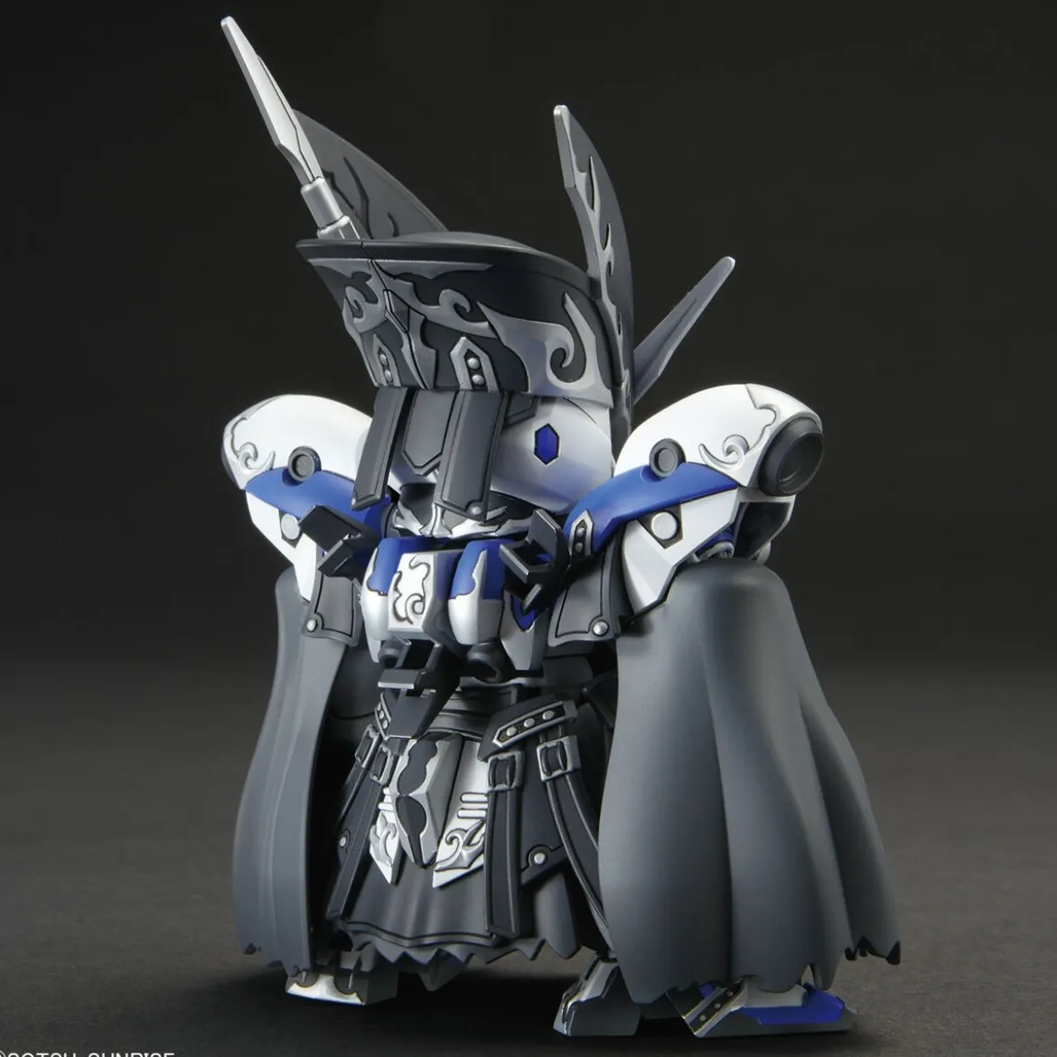 Bandai - Gunpla - SDW HEROES - LEIF GUNDAM GP04