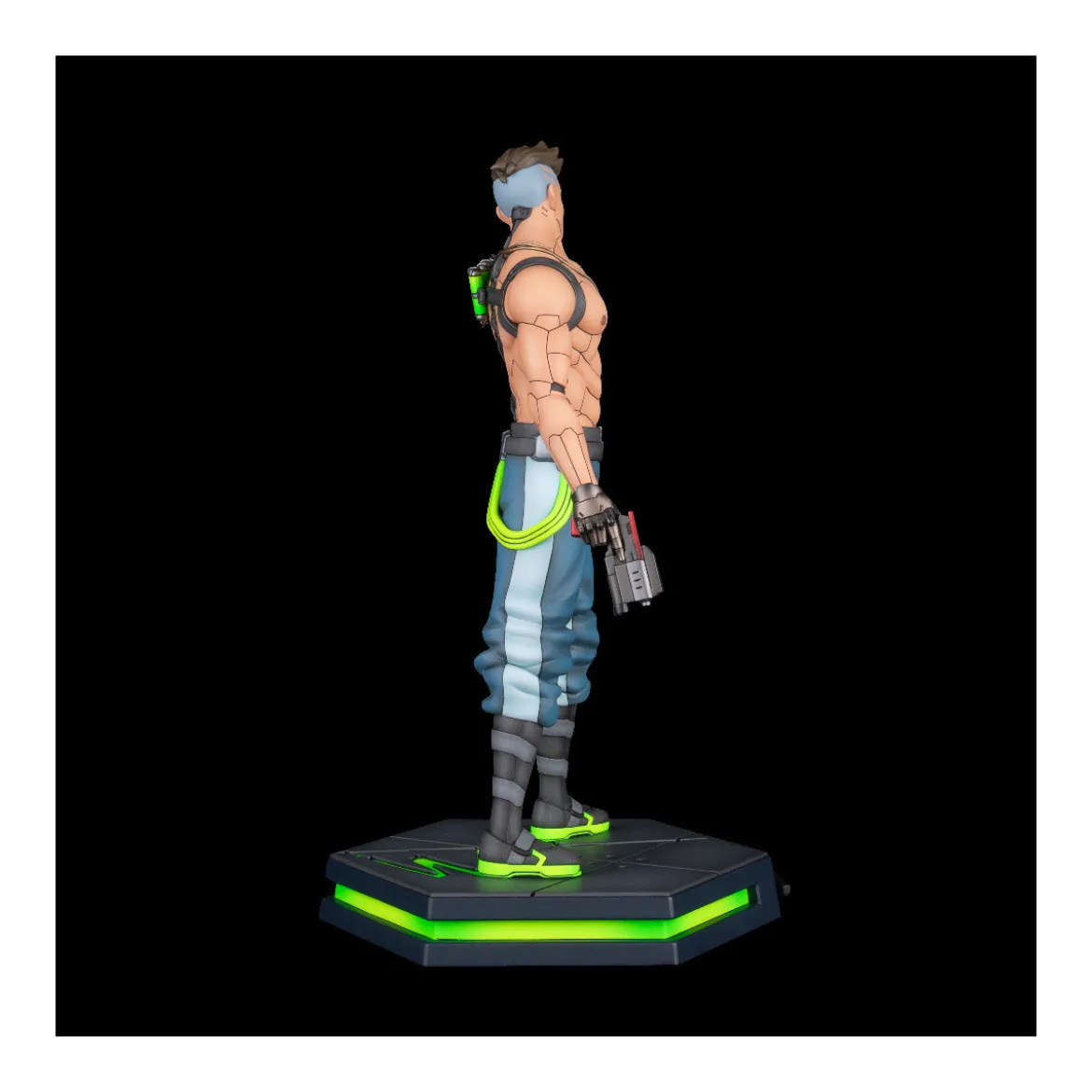 Dark Horse - DAVID PVC Statue - Cyberpunk Edgerunners