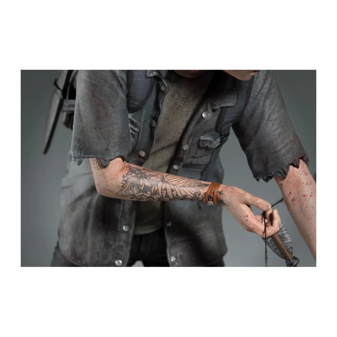 Dark Horse - The Last of Us 2 - Ellie with Bow