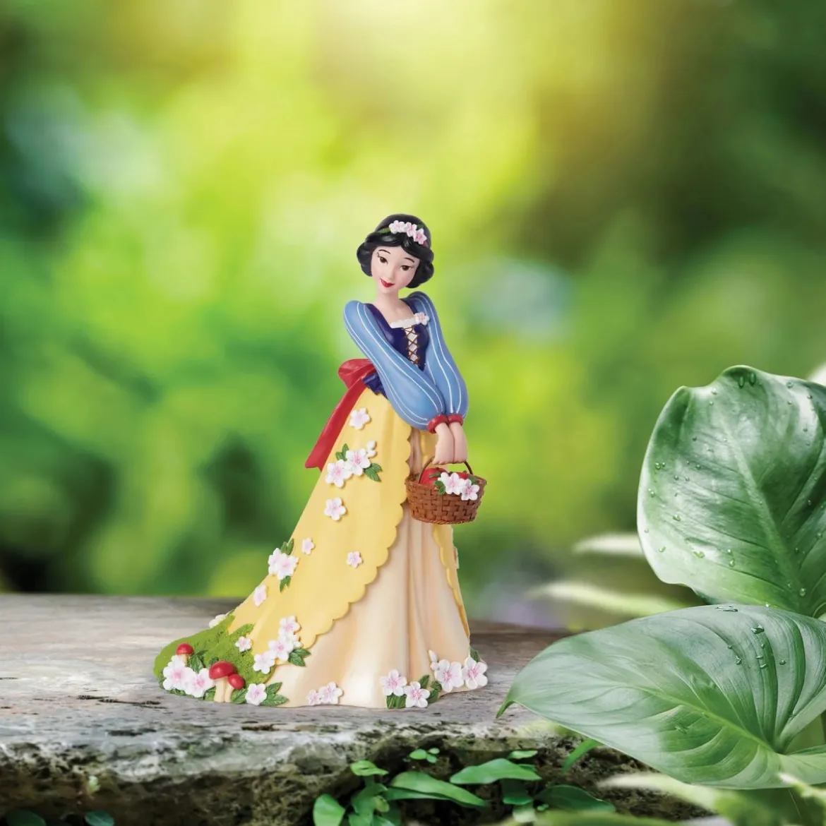Enesco - Botanical Couture - Blanche-Neige - Disney Showcase