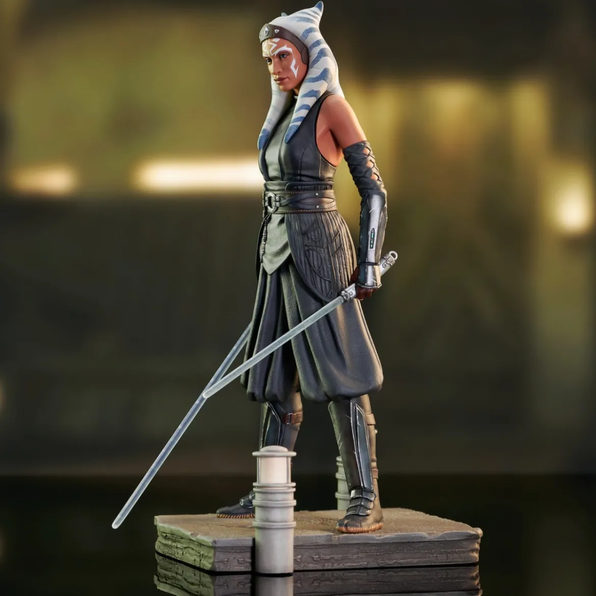 Gentle Giant Star Wars - Ahsoka Tano - The Mandalorian - Premier Collection Statue 1/7