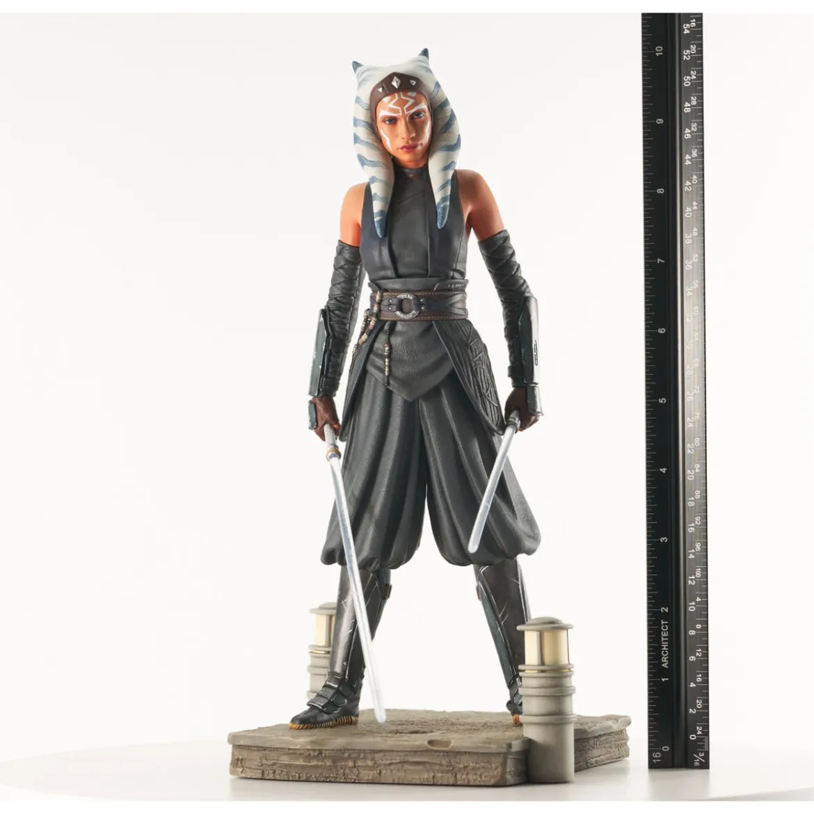 Gentle Giant Star Wars - Ahsoka Tano - The Mandalorian - Premier Collection Statue 1/7