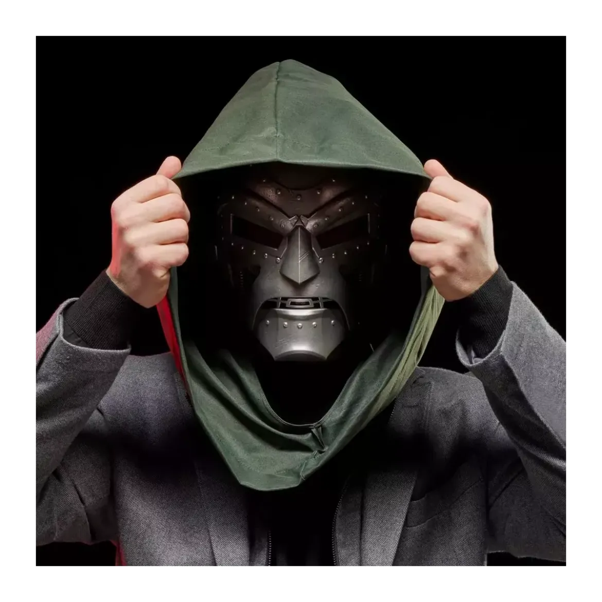 Hasbro - Replique Casque Dr Doom 1/1 - Marvel Legends Helmet