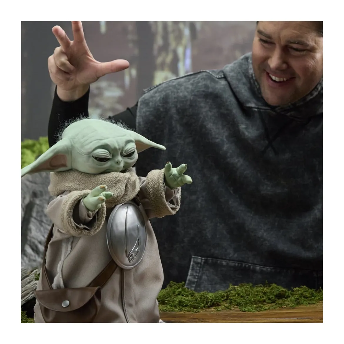 Hasbro Star Wars - Ultimate Grogu 1/1 Edition Collector (figurine animatronique) - The Mandalorian and Grogu