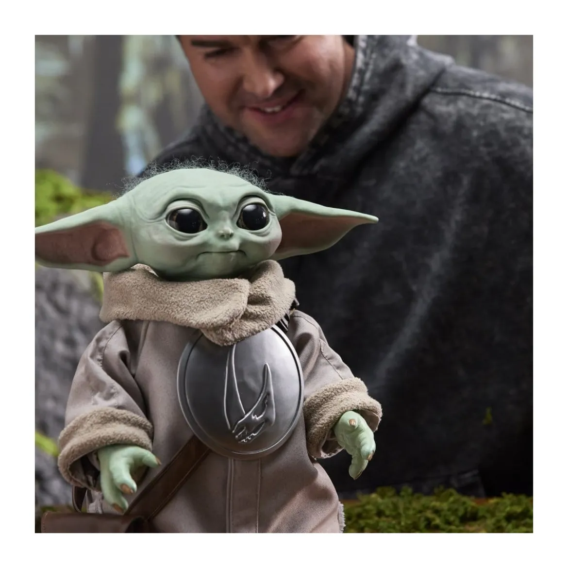 Hasbro Star Wars - Ultimate Grogu 1/1 Edition Collector (figurine animatronique) - The Mandalorian and Grogu