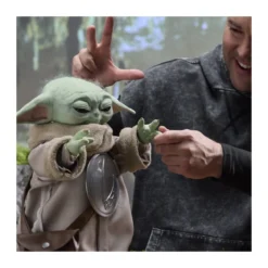 Hasbro Star Wars - Ultimate Grogu 1/1 (figurine animatronique) - The Mandalorian and Grogu