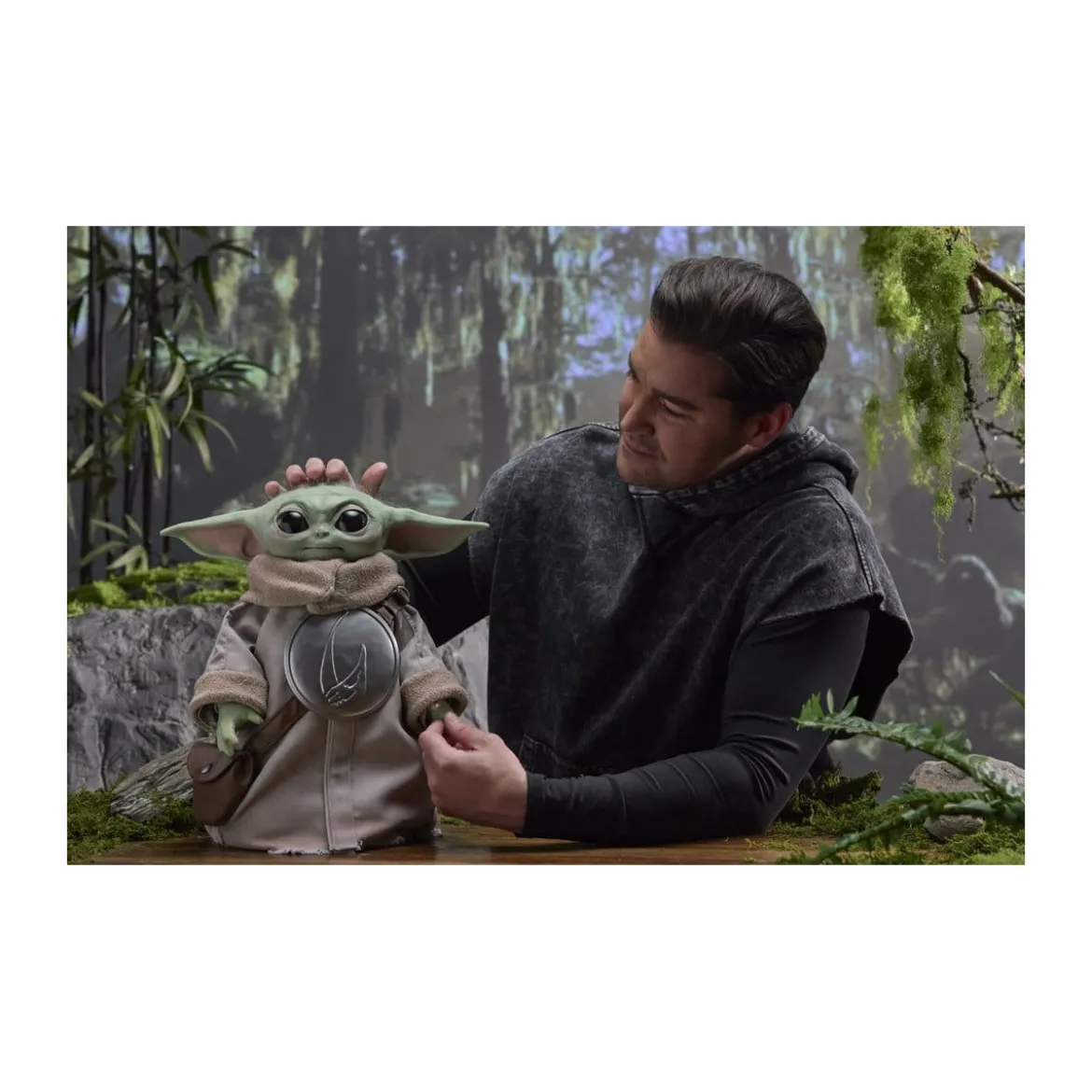 Hasbro Star Wars - Ultimate Grogu 1/1 (figurine animatronique) - The Mandalorian and Grogu