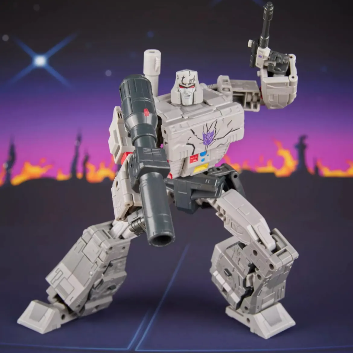 Hasbro - Transformers The Movie - MEGATRON Leader Class - Studio Series MTMTE Collection