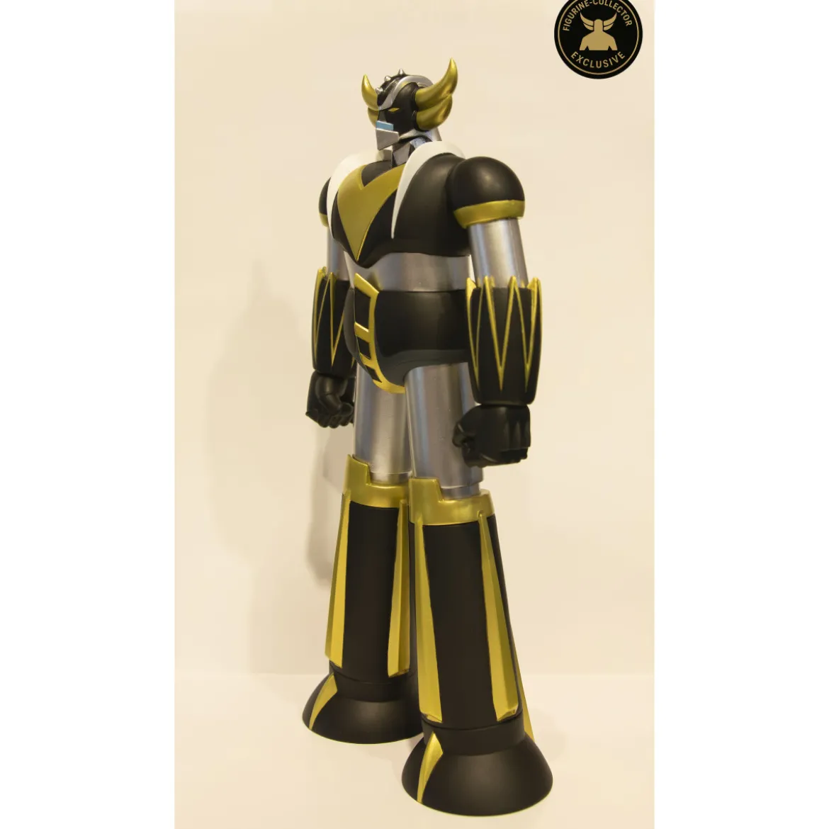 HL Pro - Goldorak Black & Gold Exclusive Figurine-Collector - Jumbo Machinder - Shogun Warrior Ufo Robot Grendizer