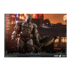 Hot Toys Batman: Arkham Origins - Batman (XE Suit) Movie Masterpiece 1/6