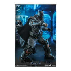 Hot Toys Batman: Arkham Origins - Batman (XE Suit) Movie Masterpiece 1/6