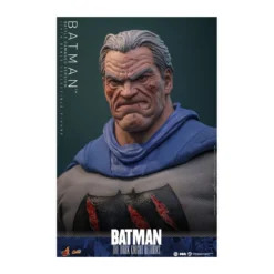 Hot Toys - BATMAN - Batman: The Dark Knight Returns (Battle Damaged Version) Comic Masterpiece 1/6