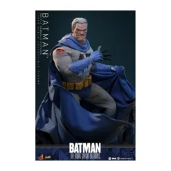 Hot Toys - BATMAN - Batman: The Dark Knight Returns (Battle Damaged Version) Comic Masterpiece 1/6