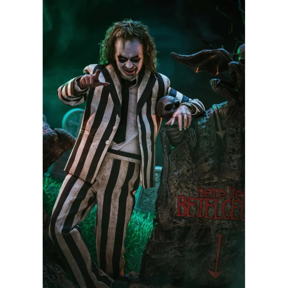 Hot Toys - Beetlejuice MMS 1/6 - Beetlejuice Beetlejuice
