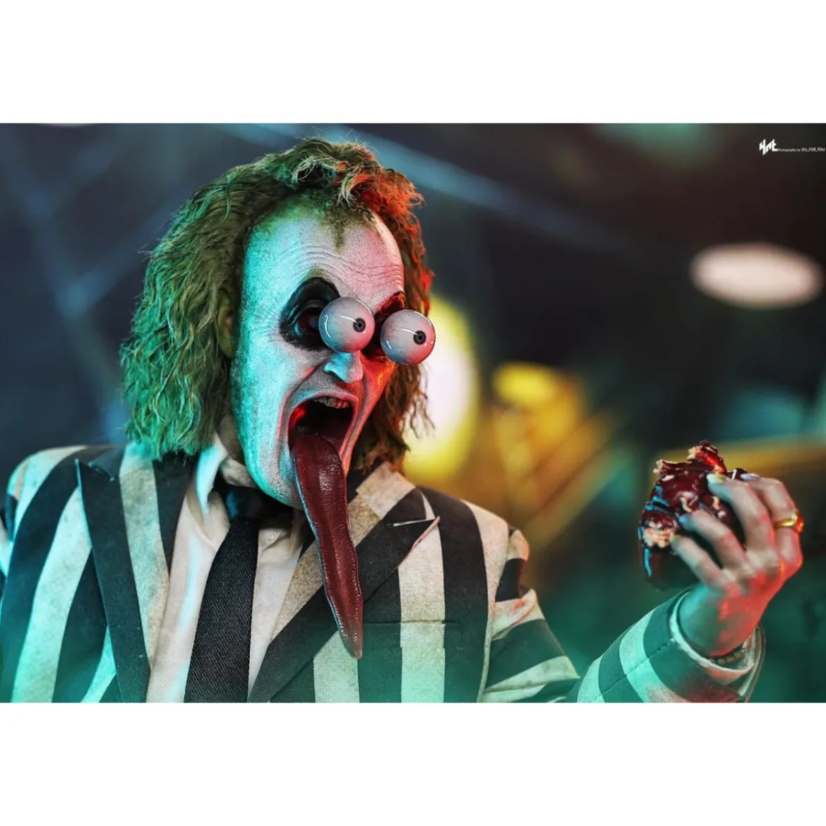 Hot Toys - Beetlejuice MMS 1/6 - Beetlejuice Beetlejuice