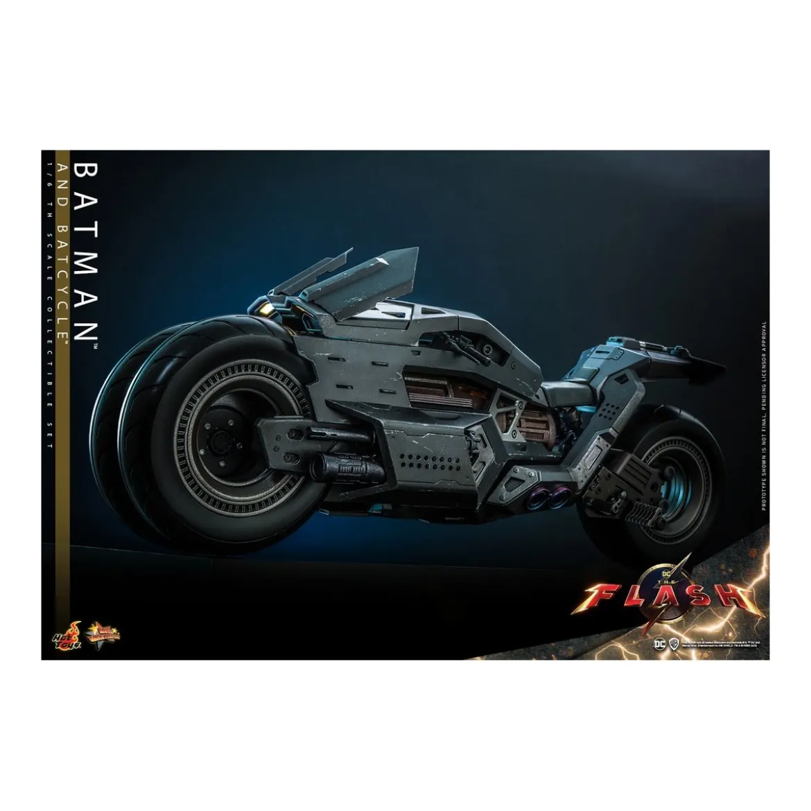 Hot Toys - DC Comics - Batman (Affleck) and Batcycle 1:6 Scale Figure Set The Flash - Movie Masterpiece 1/6