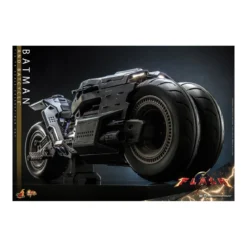 Hot Toys - DC Comics - Batman (Affleck) and Batcycle 1:6 Scale Figure Set The Flash - Movie Masterpiece 1/6