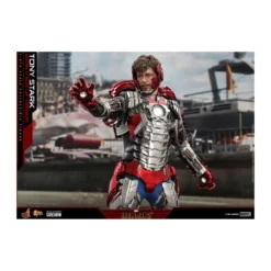 Hot Toys Iron Man 2 - Mark V Suit Up 1/6