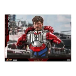 Hot Toys Iron Man 2 - Mark V Suit Up Version Deluxe 1/6