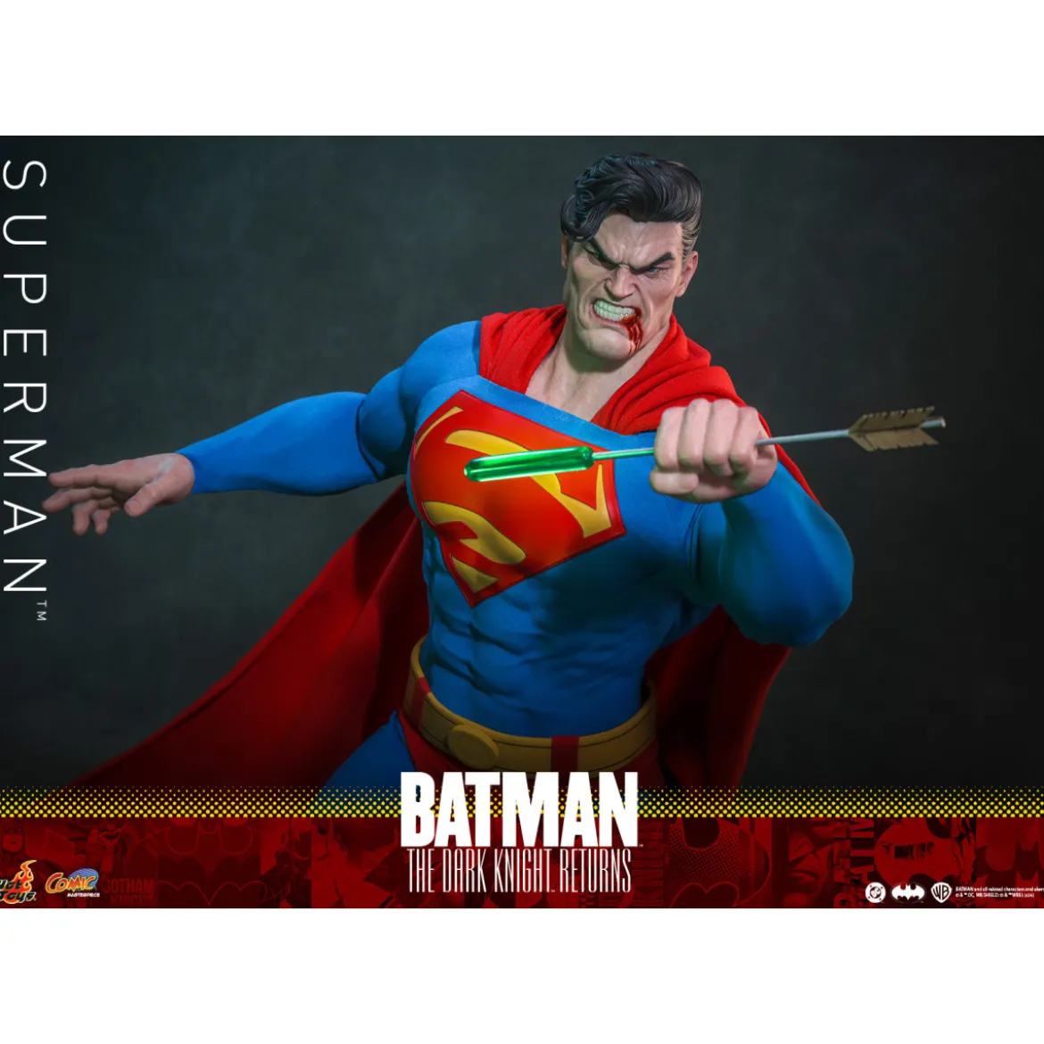 Hot Toys - SUPERMAN - Batman: The Dark Knight Returns Comic Masterpiece 1/6