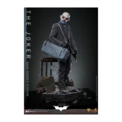 Hot Toys - The Dark Knight - The Joker (Bank Robber Version) MMS 1/6