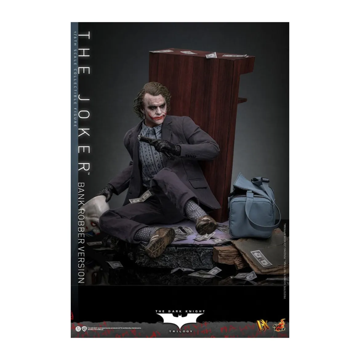 Hot Toys - The Dark Knight - The Joker (Bank Robber Version) MMS 1/6