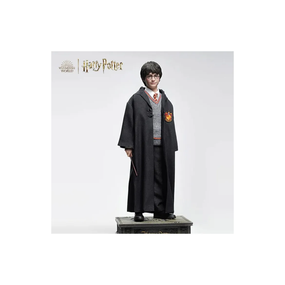 INART - Harry Potter 1/6 Scale Collectible Figure - Standard Version