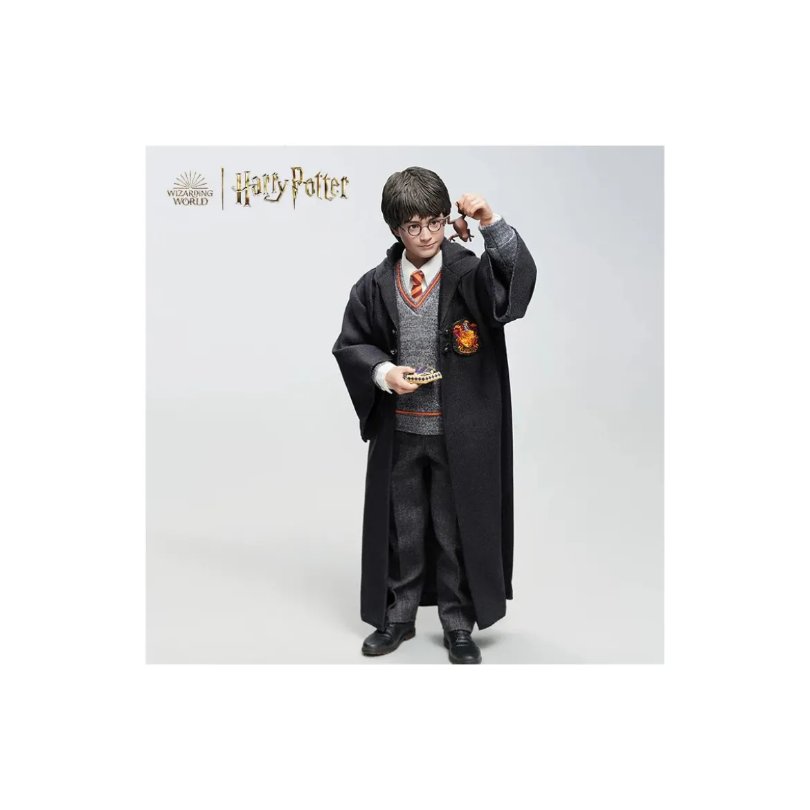 INART - Harry Potter 1/6 Scale Collectible Figure - Standard Version