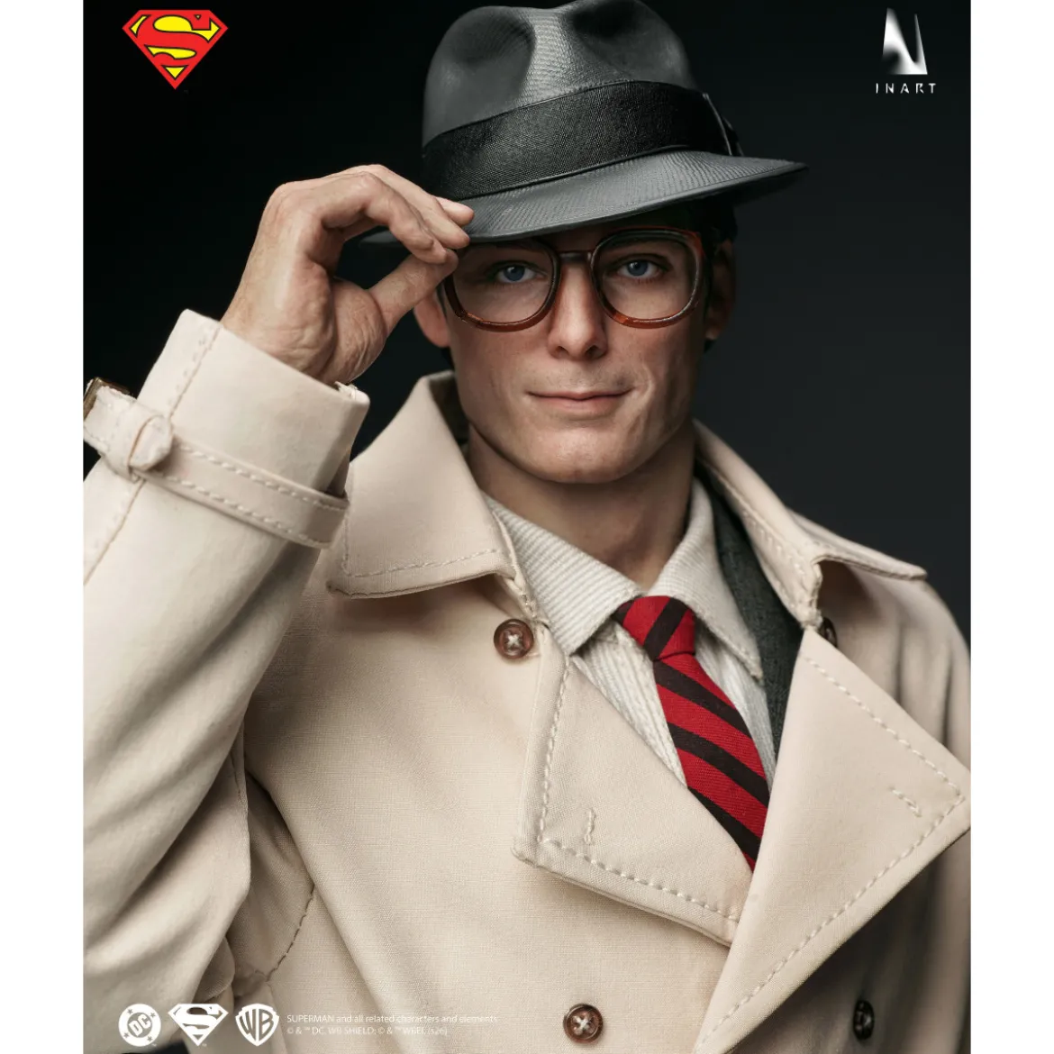 INART - Superman & Clark Kent 1978 1/6 Scale Collectible Figurine
