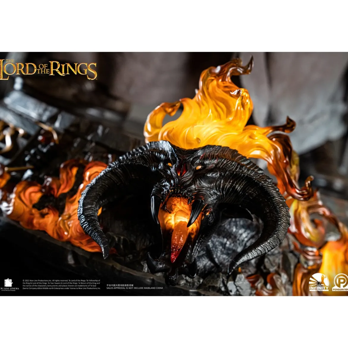 Infinity Studio X Penguin Toys - Gandalf the Grey Ultimate Edition Half Size Statue Master Forge Series- 1/2