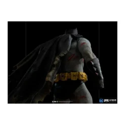 Iron Studios - Batman Dark Knight diorama 1/6