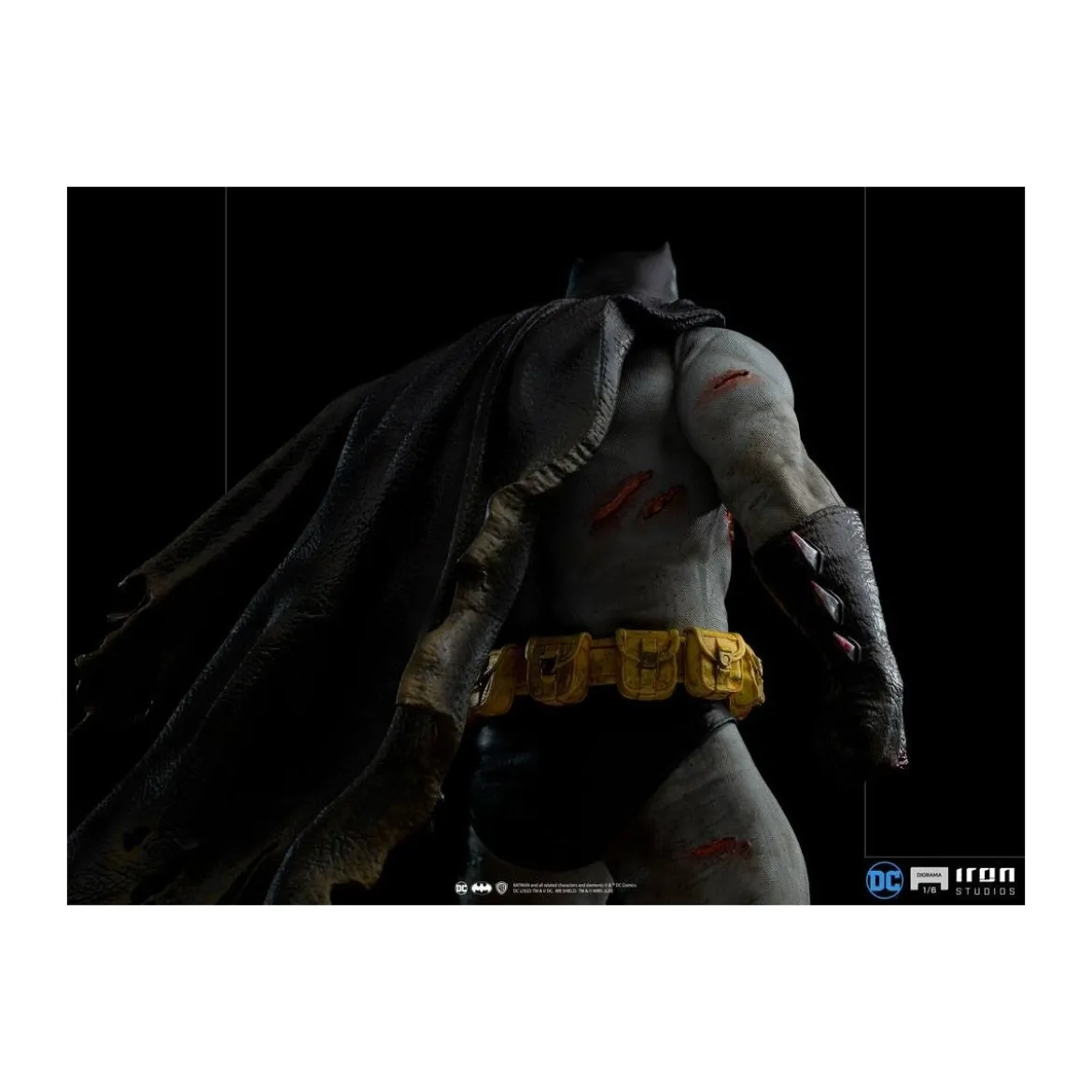 Iron Studios - Batman Dark Knight diorama 1/6