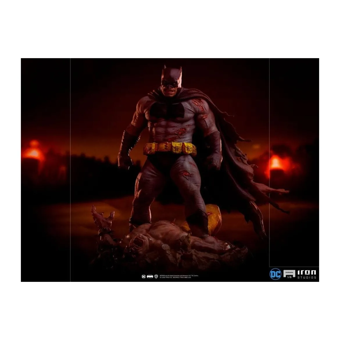 Iron Studios - Batman Dark Knight diorama 1/6