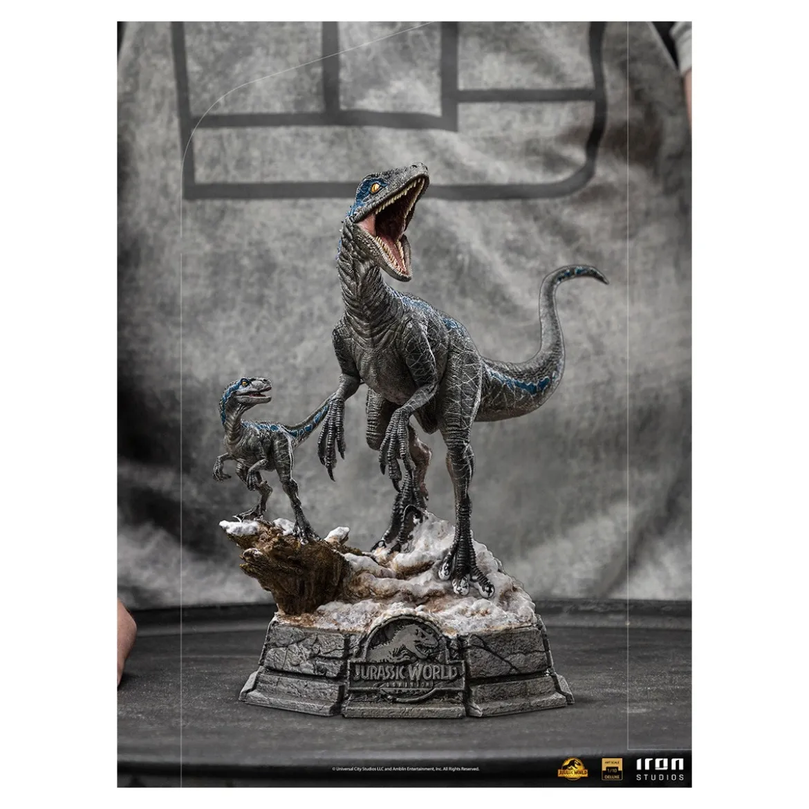 Iron Studios - Blue & Beta - Jurassic World Dominion 1/10 Deluxe Art Scale