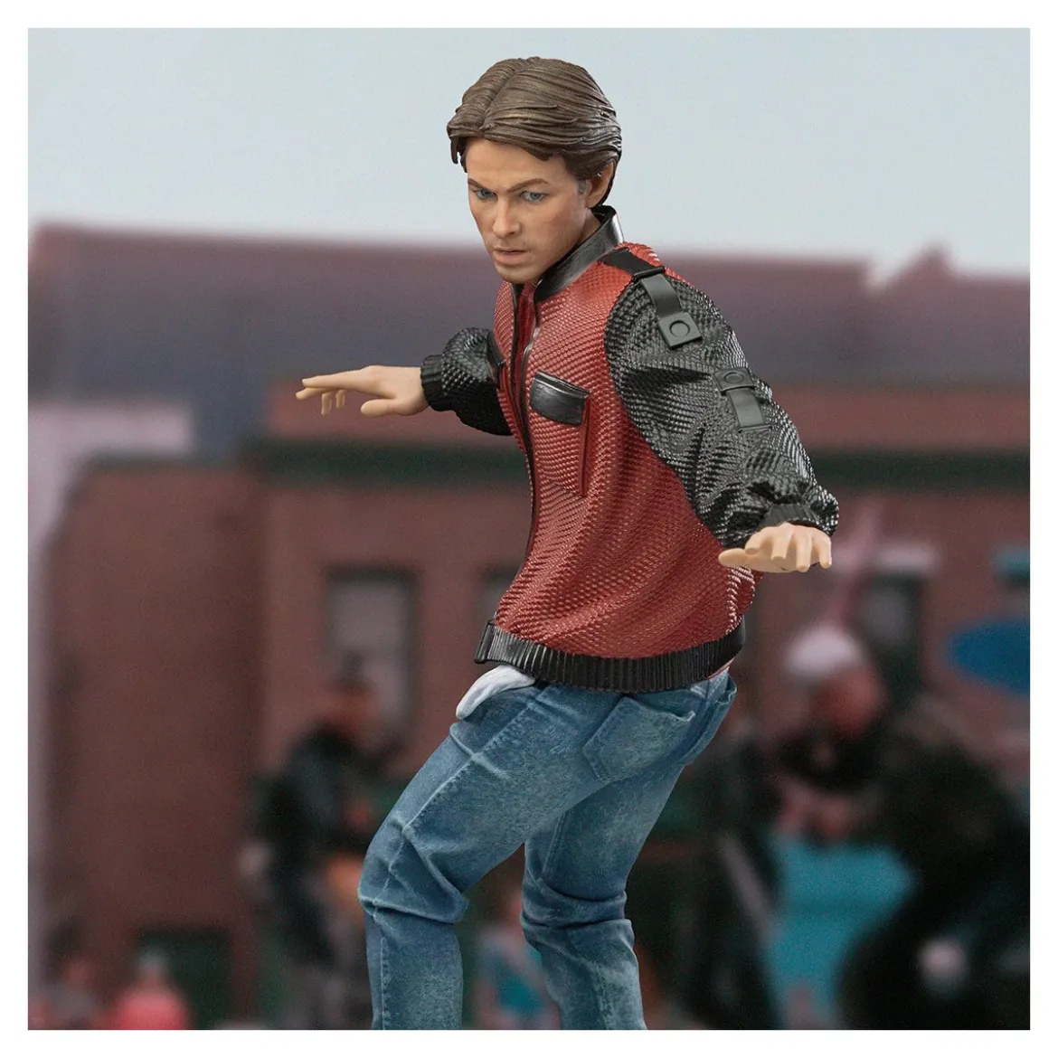 Iron Studios - BTTF 2 - Marty McFly sur Hoverboard Back to the Future Part II