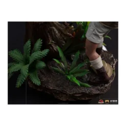 Iron Studios - Clever Girl - Jurassic Park 1/10 Deluxe Art Scale
