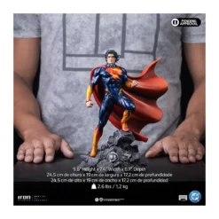 Iron Studios - DC Comics - Absolute Superman Art Scale Art Scale 1/10