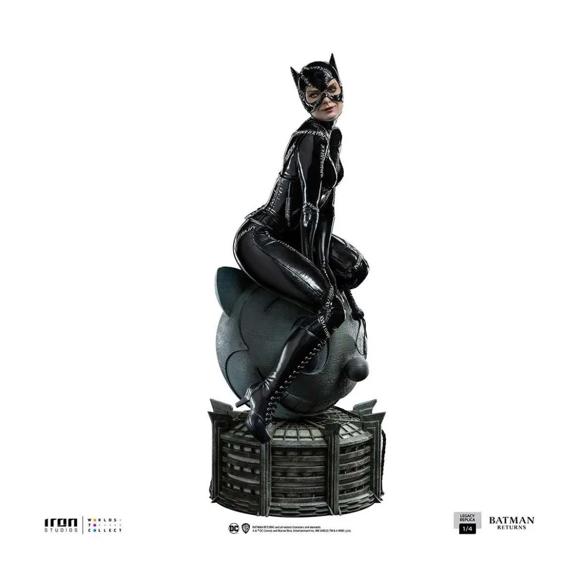 Iron Studios DC Comics - Legacy Replica 1/4 - Catwoman Batman Returns