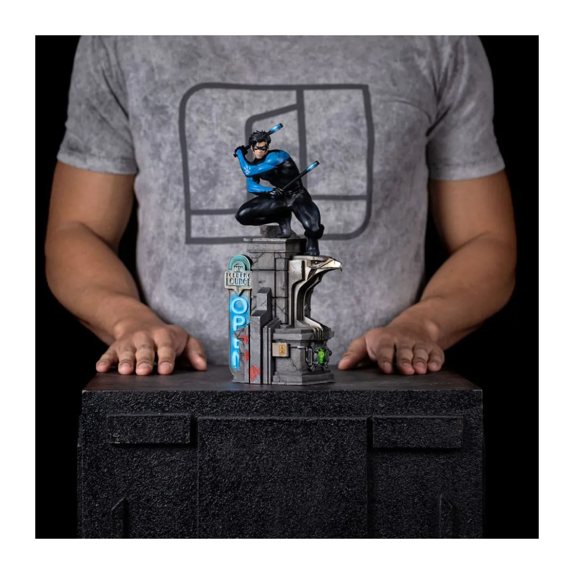 Iron Studios - DC Comics - Nightwing Art Scale Art Scale 1/10