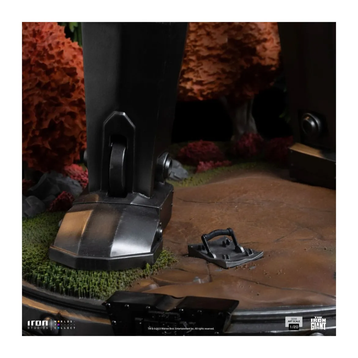 Iron Studios - Demi Art Scale 1/20 - Le Géant de fer statuette Iron Giant & Hogarth Hughes
