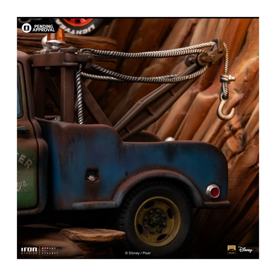 Iron Studios - Disney Pixar - Deluxe Art Scale Lightning McQueen & Tow Mater 1/10 - Cars