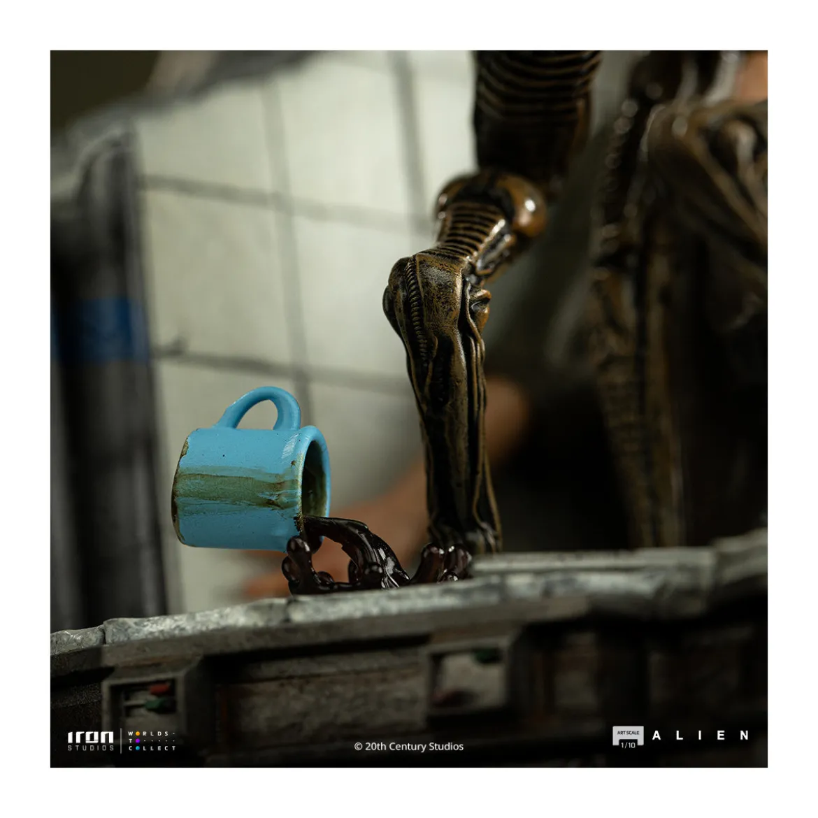 Iron Studios Ellen Ripley and Dog Alien - Art Scale 1/10 - Alien 3