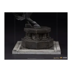 Iron Studios - Harry Potter - Ron Weasley at the Wizard Chess BDS Deluxe Art Scale 1/10