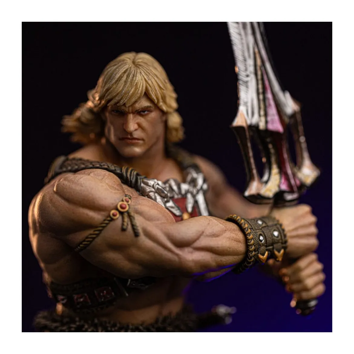 Iron Studios - HE-MAN UNLEASHED Deluxe Art Scale 1/10 - Masters of the Universe - Les Maitres de l'Univers