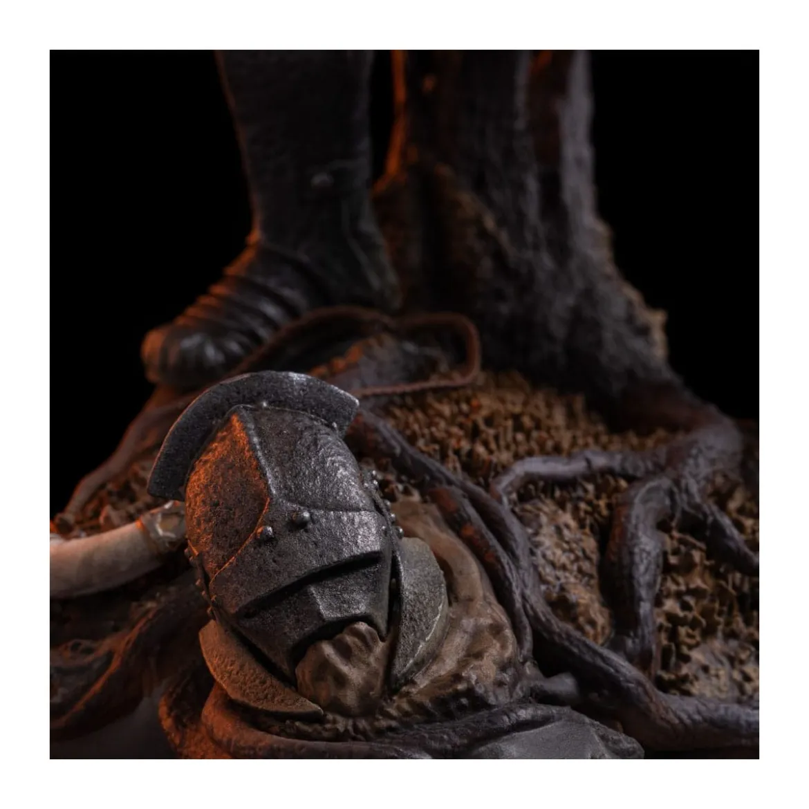 Iron Studios - Lurtz, Uruk-Hai Leader - Le Seigneur des Anneaux - LOTR BDS Art Scale 1/10