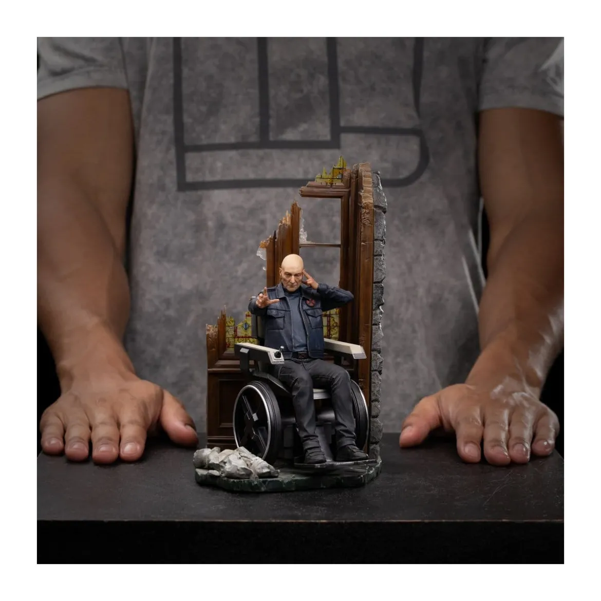 Iron Studios Marvel - Professor Xavier Art Scale 1/10 - Avengers: Doomsday